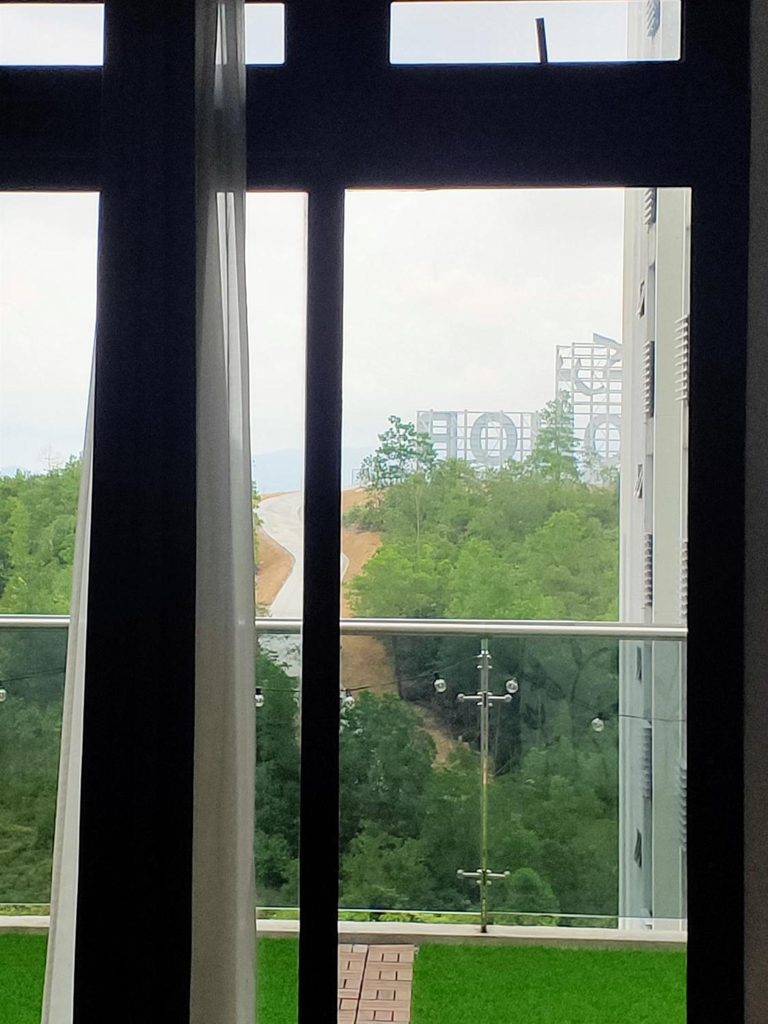 D Bunga مسلم Homestay Pool View Legoland Nusajaya Нусаяя Екстер'єр фото